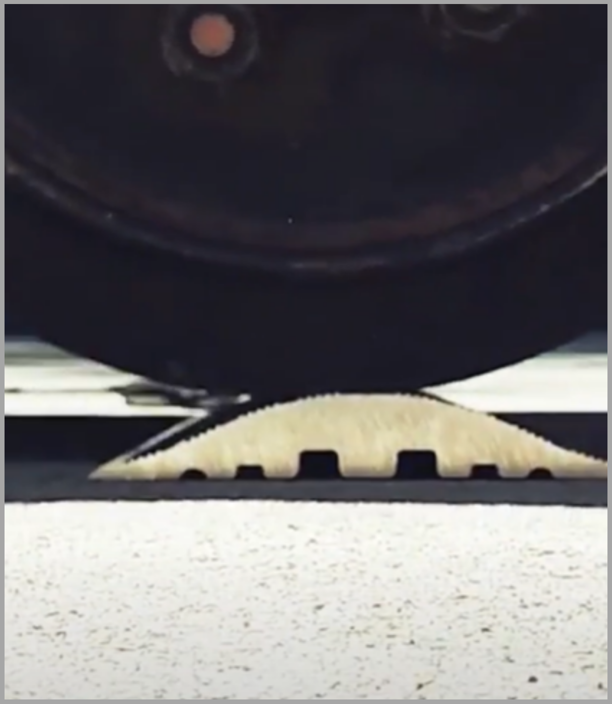 Aluminium Floor Bunding 1.2mtr inc Install Kit